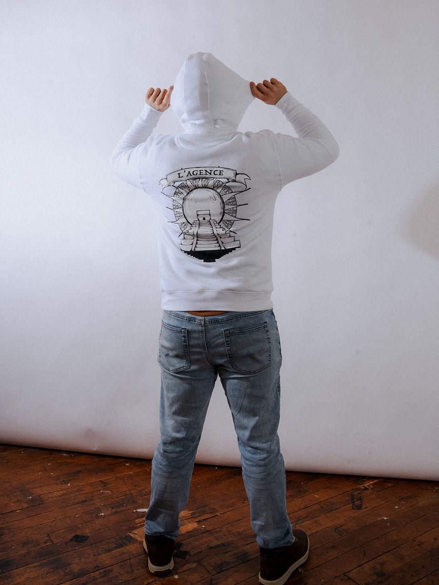 L'AGENCE TAROT PYRAMID HOODIE WHITE product image (7)