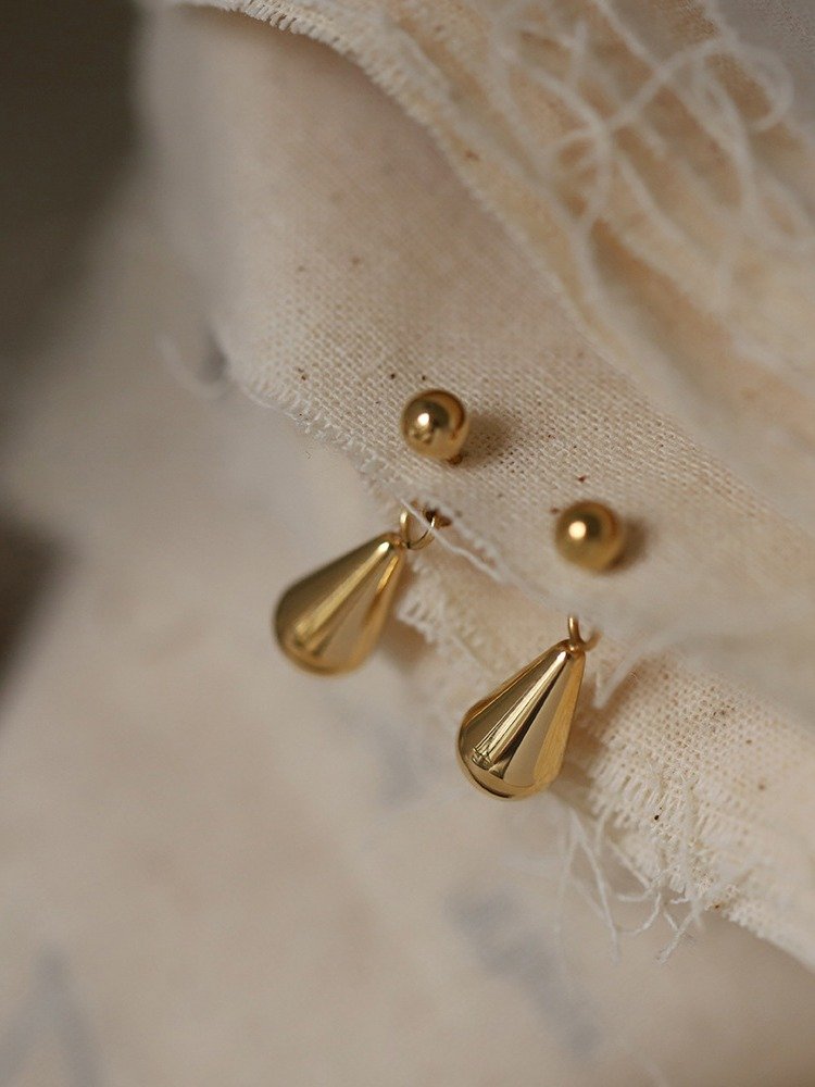 Teardrop Dangle Stud Earrings | 18K Gold Plated product image (3)