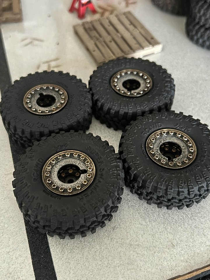 Brass wheels / rc4wd tires product image (2)