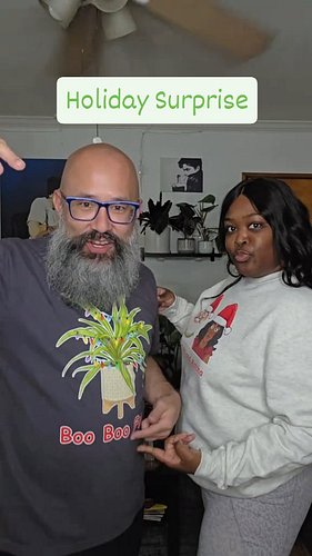 Our world famous dragon plant (dracaena fragrans 'lemon lime') and our cute mugs are giving you a special holiday treat: holi...