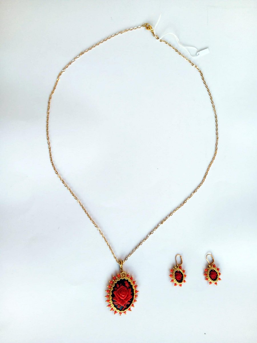 Cameo product image (1)