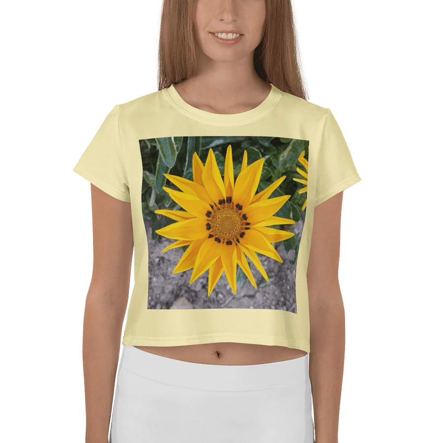 Flower (photo by Dina R.) - Crop Tee product image (1)
