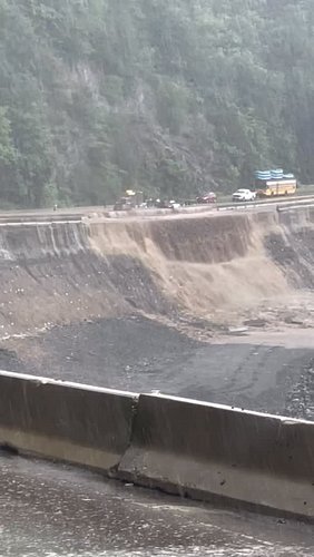 🚨 I-40 east & west shut down on TN side,  near the NC state line as of 5 pm today 6/18/25 due to flooding! Hopefully it doesn...