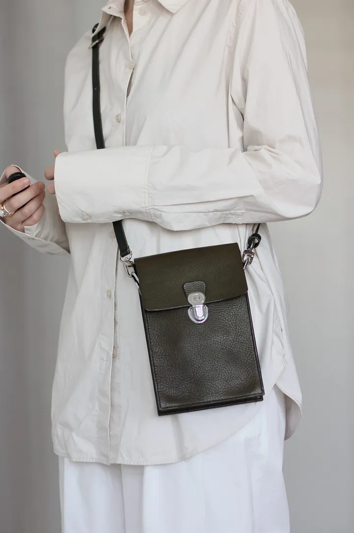 Vegetable Tanned Leather Satchel in Oliva product image (1)