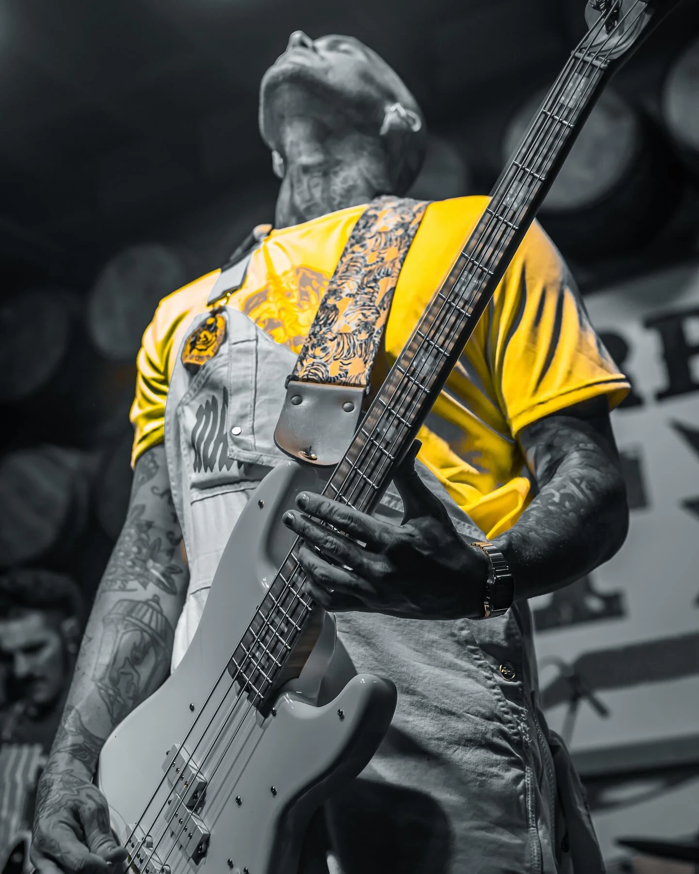 Lemon Squeezé 🍋 
.
.
#bassguitar #bassist #rockband #georgiaband #manorism 
.
.
Photos taken by @chip_curle