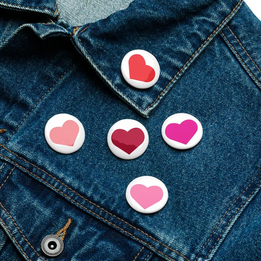 Pin Button's set (heart shades) product image (11)