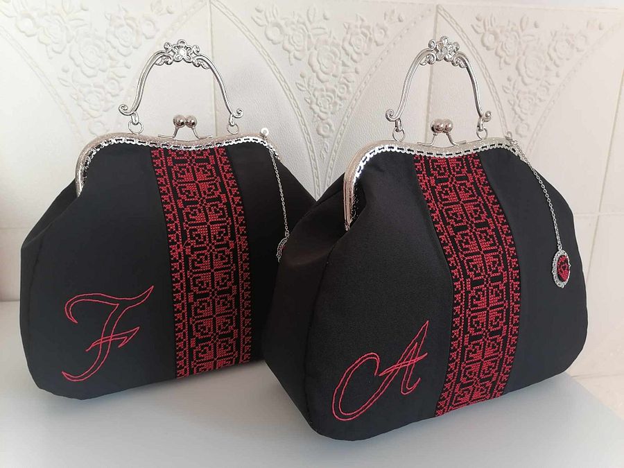 Traditional handbag style product image (2)