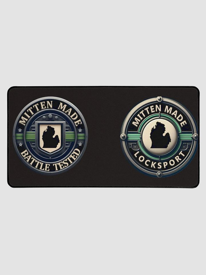 Mitten Made Desk mat product image (1)