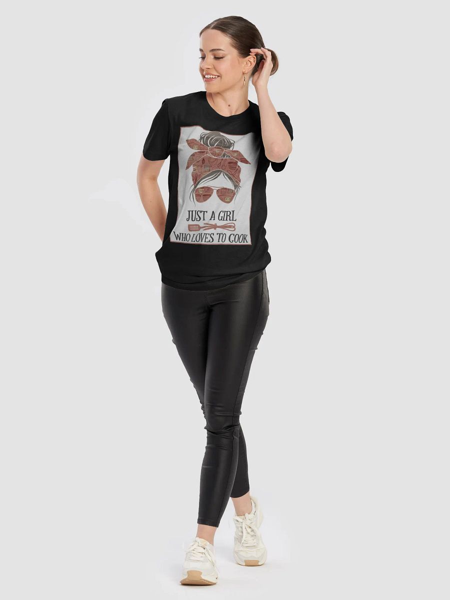 Women "JUST A GIRL WHO LOVES TO COOK" supersoft T-Shirt product image (8)