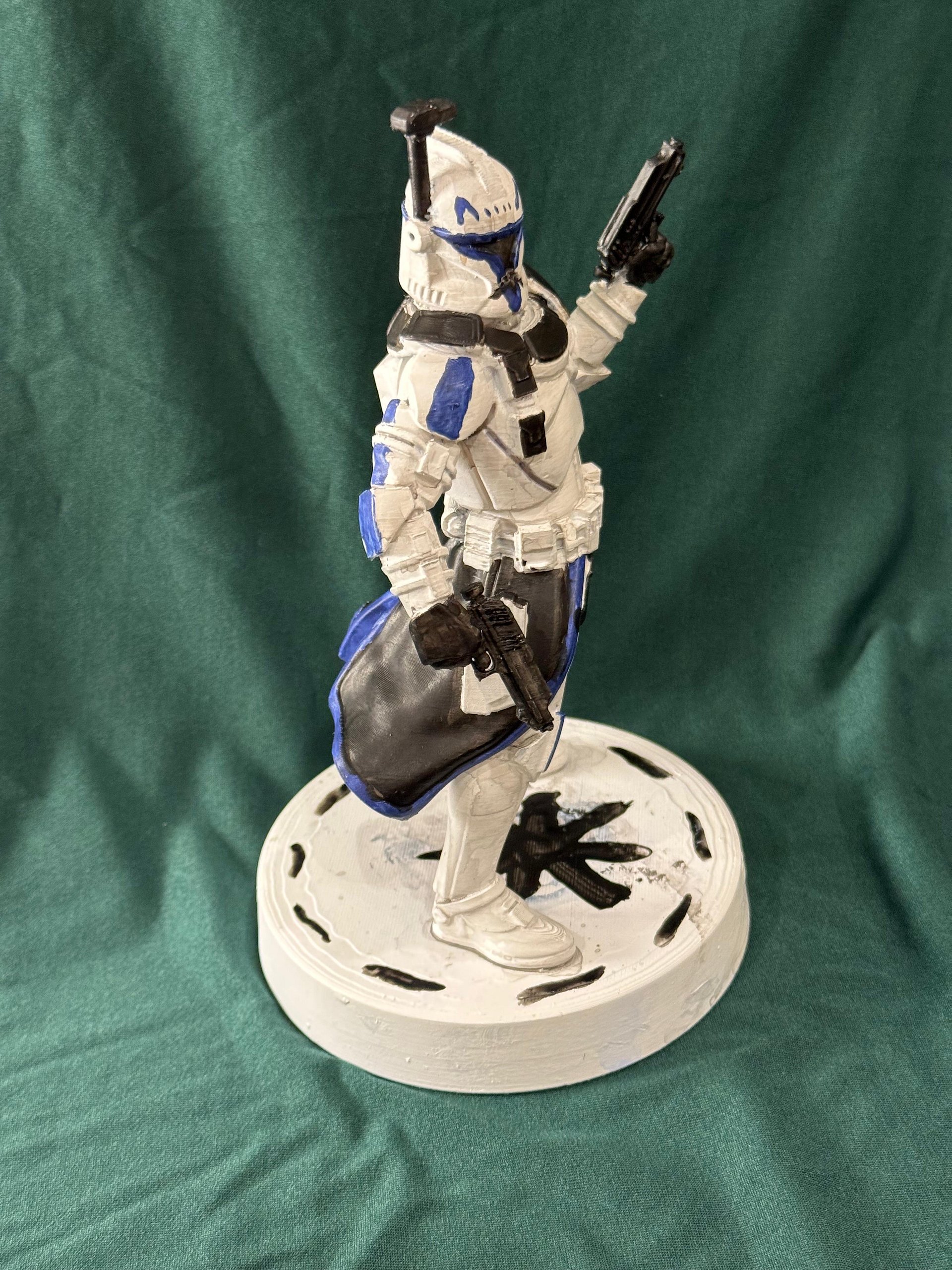 Battle-Worn Clone Trooper Hand-Painted 3D Printed Collectible product image (2)