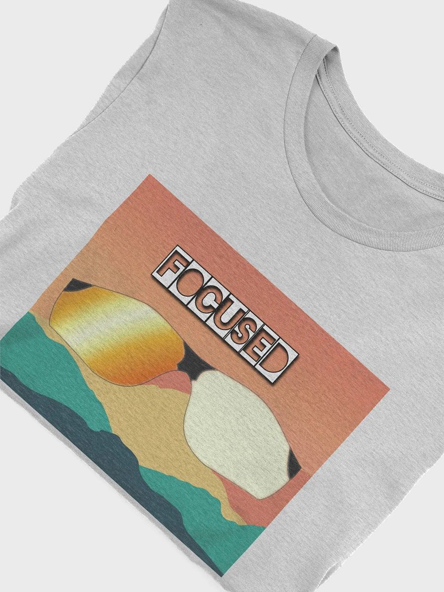 Focused T-shirt product image (5)