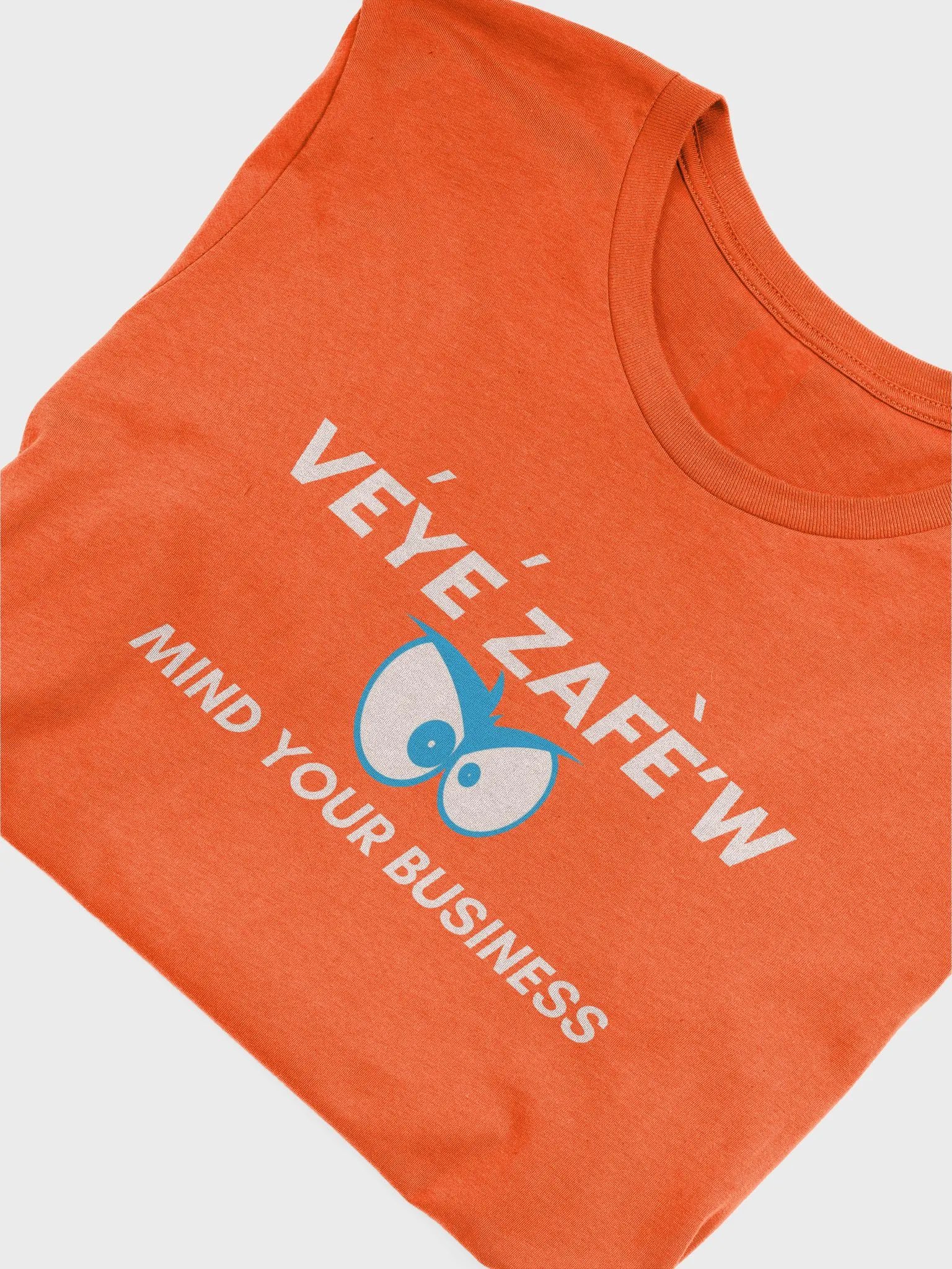 Veye Zafe'w Cartoonish Blue Eyes Unisex T-Shirt product image (7)