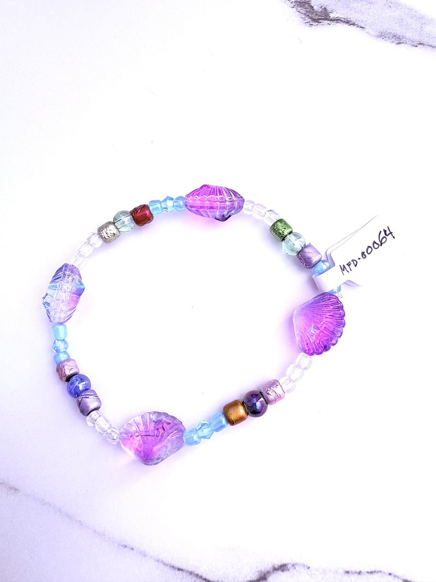 Handmade 8" Glass Seashell Bead Bracelet | Coastal Charm Jewelry by Monique Faella Designs™ | MFD-00064 product image (4)