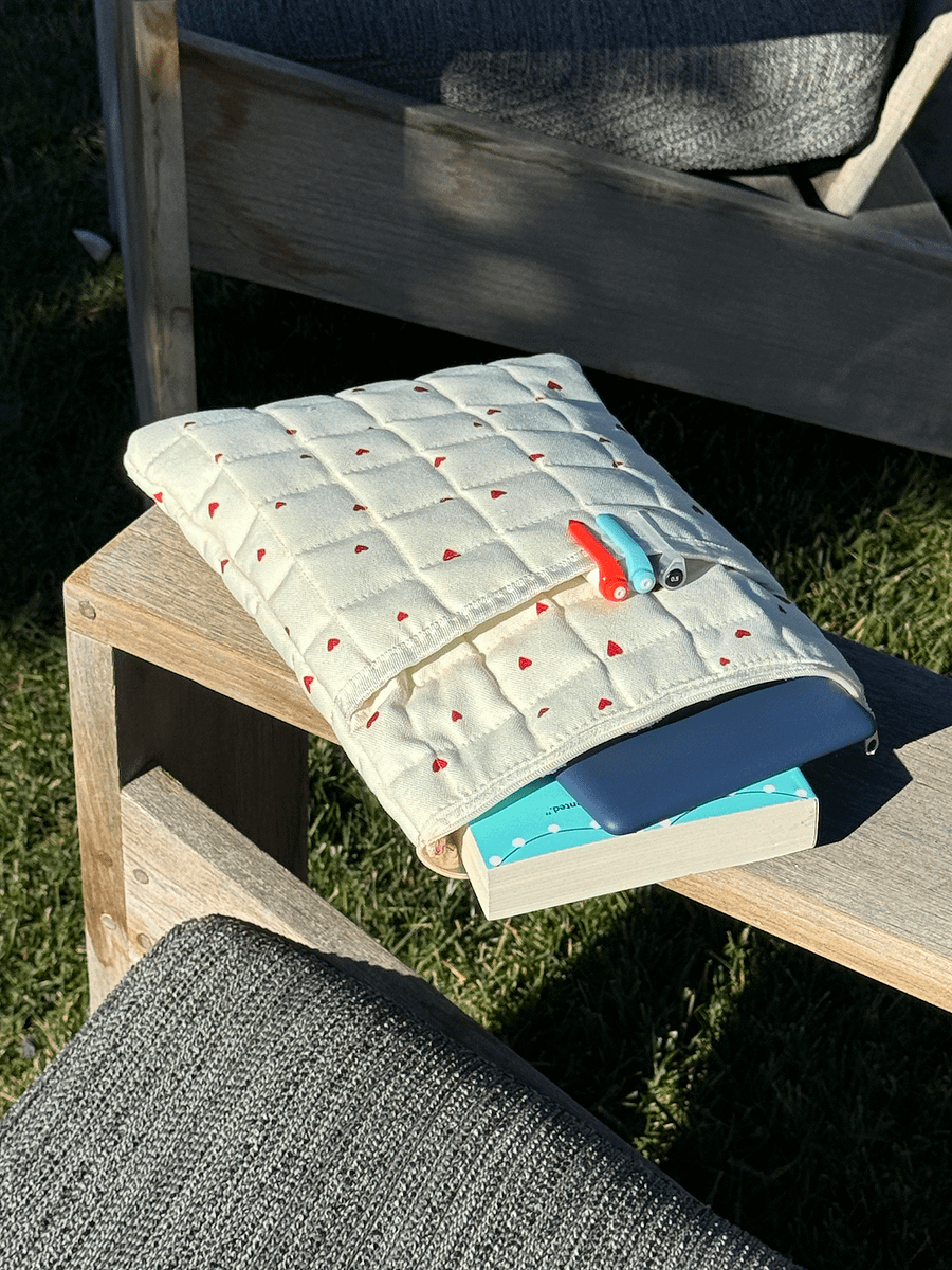 Waffle Heart Booksleeve & Bookmark product image (4)