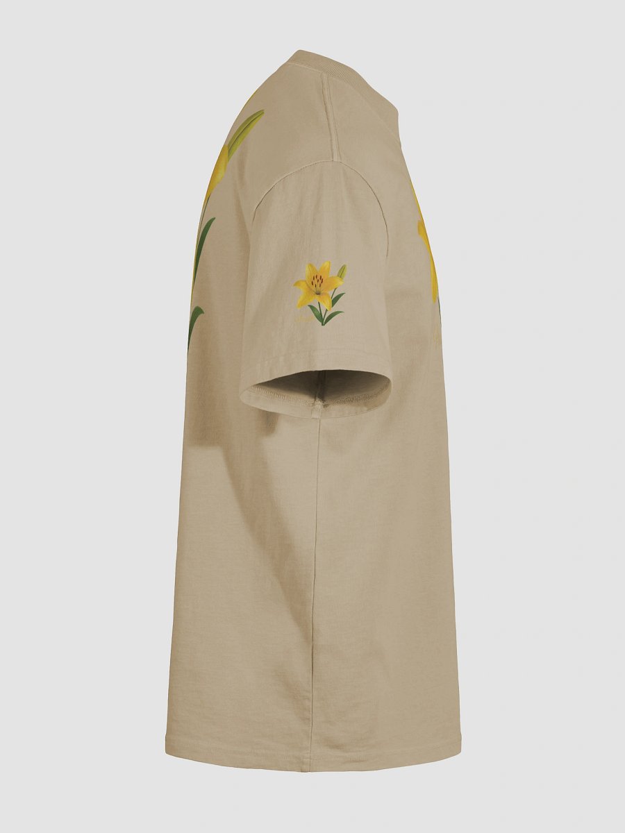 Fresh Yellow Lily Flower – Botanical Floral Graphic Tee product image (44)