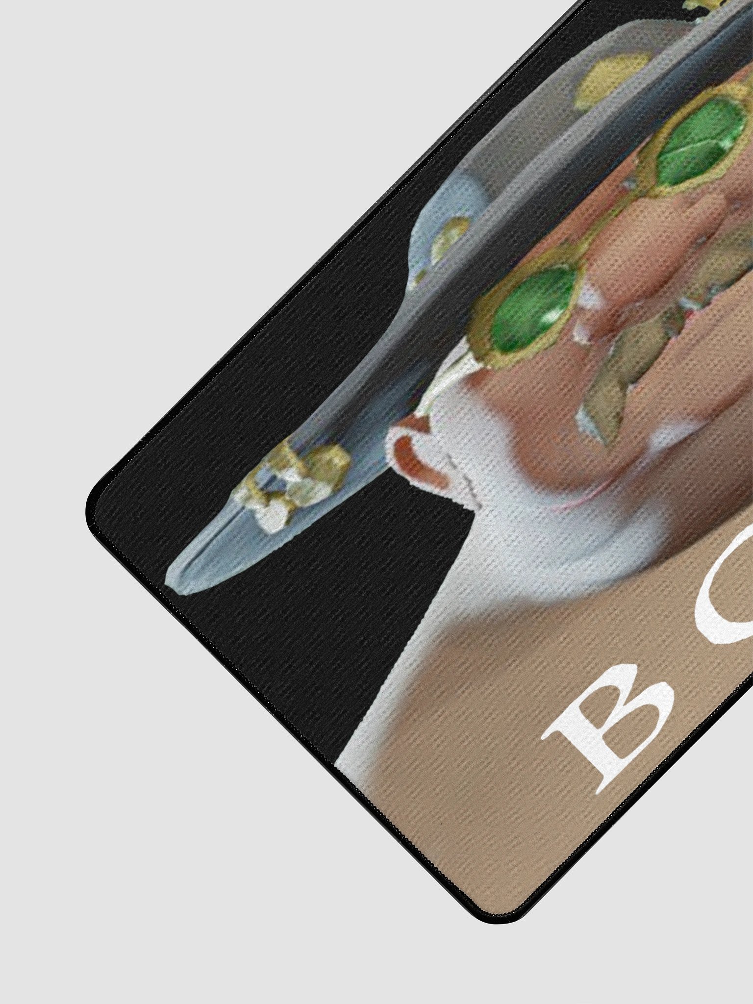 B O A T but bad quality product image (2)