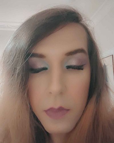 Been trying to stop using so much black in my make up and bring more colours into it, i love how this turned out!