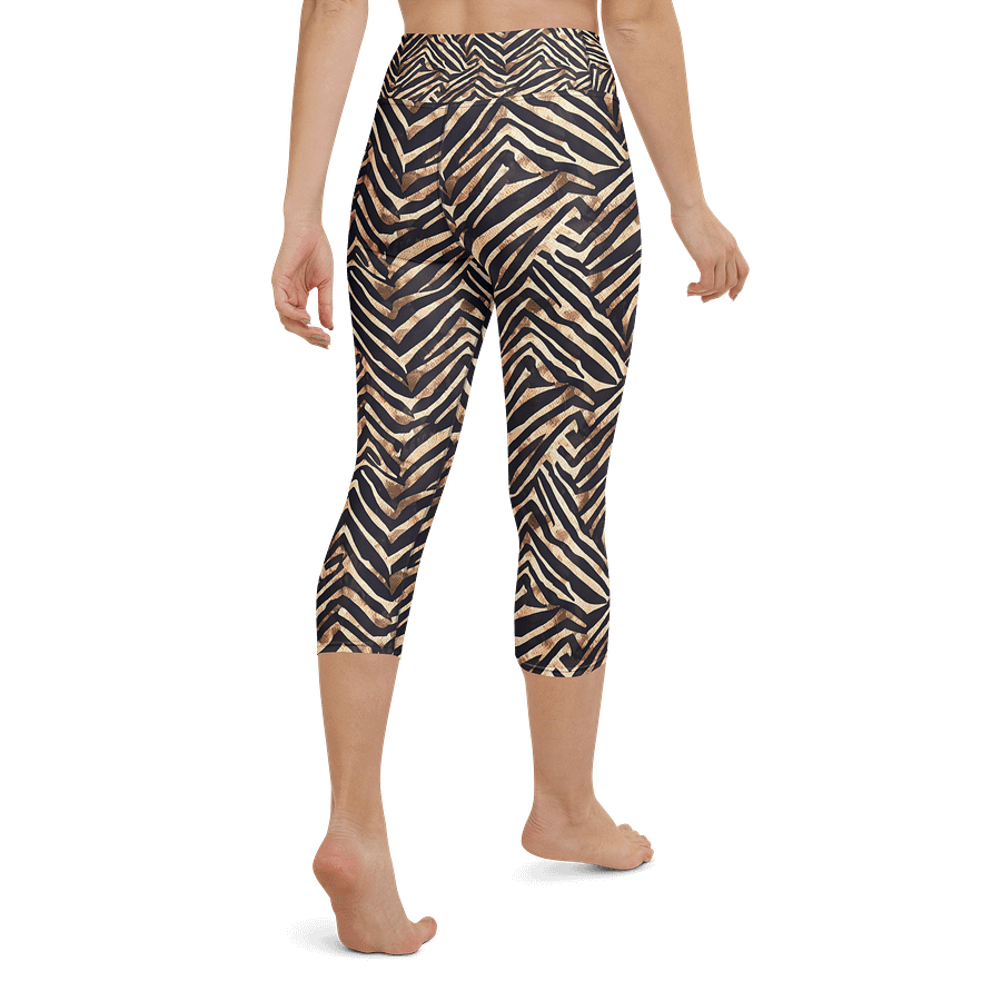 Snake Skin Capri Leggings product image (3)