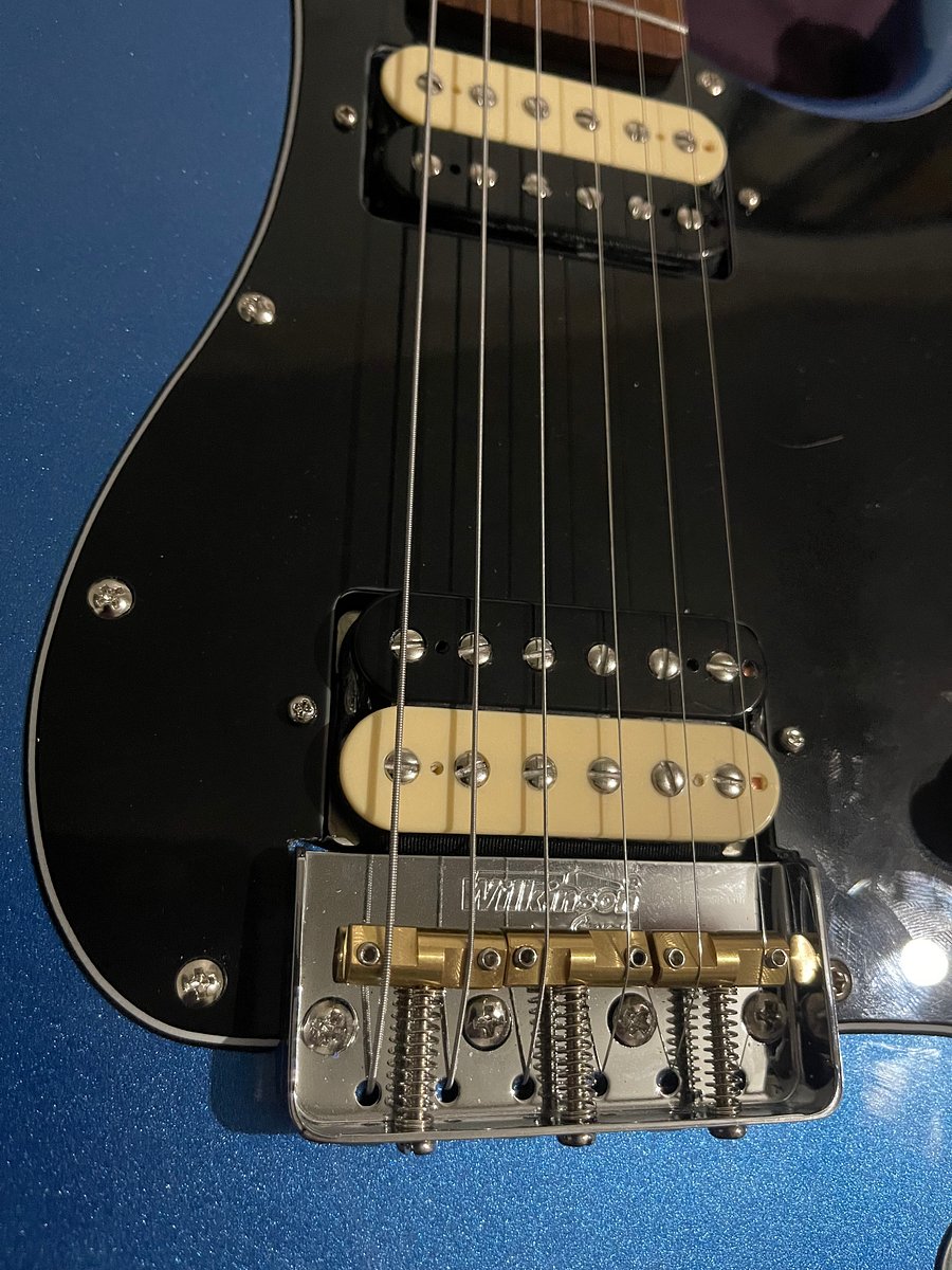GD Guitars – Lake Placid Blue Hardtail Super S w/ GD Pickups Feral Fang Set product image (10)