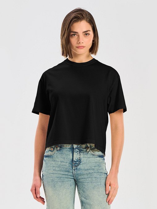 Photo showing Comfort Colors Women's Heavyweight Boxy T-Shirt