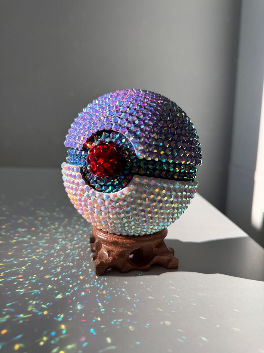 Espeon Inspired Glamour Ball (Version 2) product image (1)