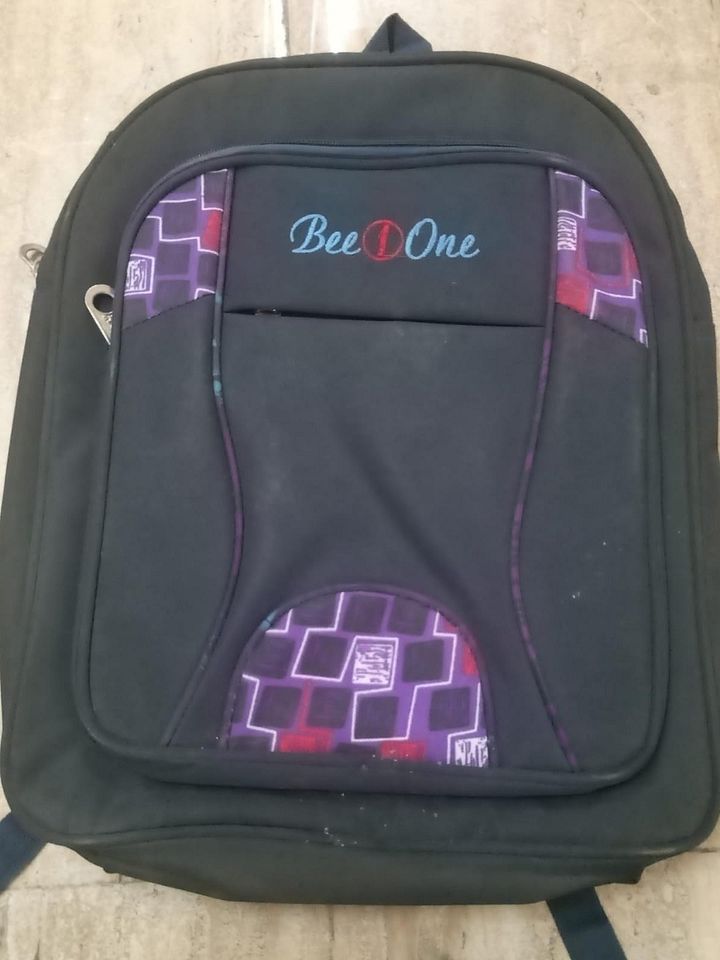 school bag product image (1)
