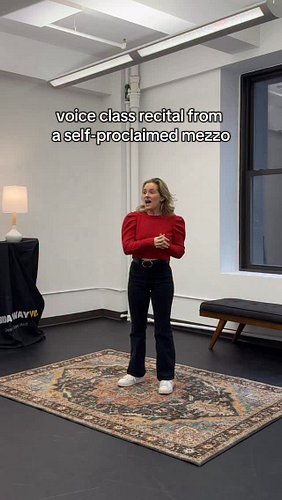Beyond grateful to this incredible class + @jaredtrudeau + @broadwayvoxstudios 🥹 #voiceclass #nyc #singing #soprano #theatre ...