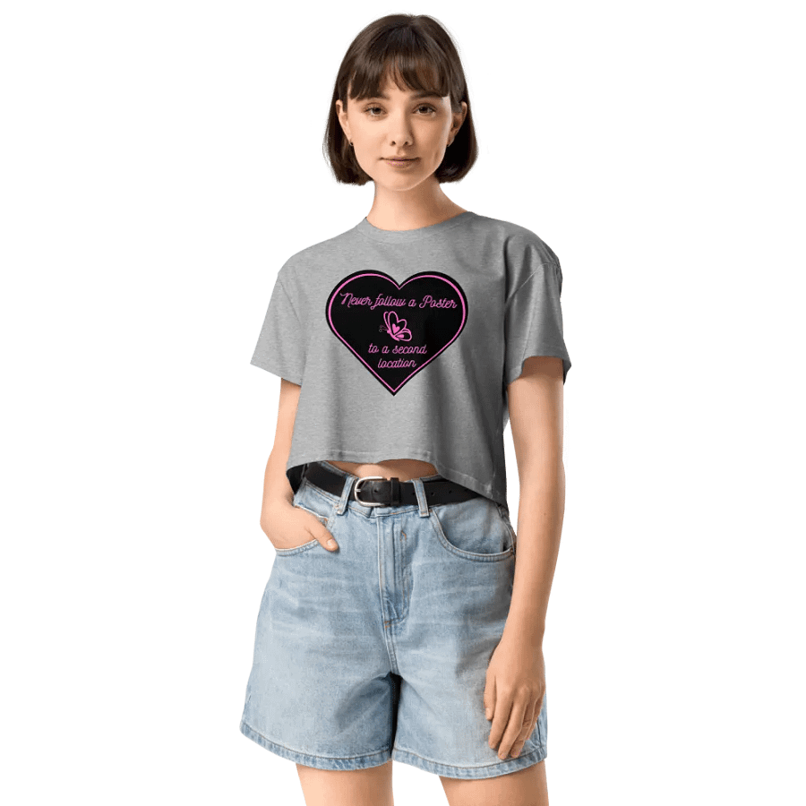 Second Location Short Sleeve Crop Top product image (71)