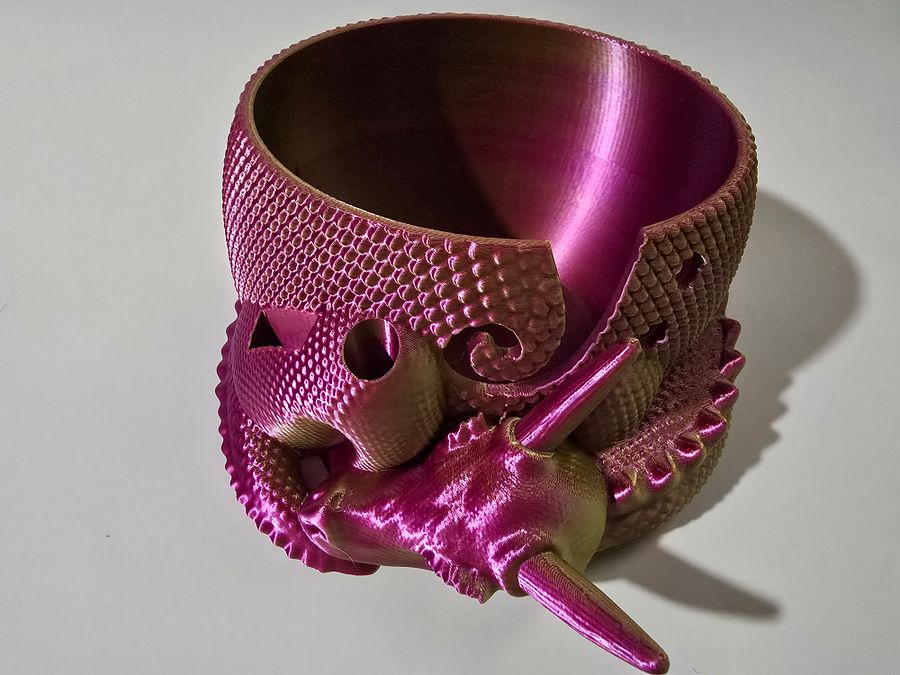 Purple to Green Dragon Yarn Bowl 3D printed 🐑 product image (5)