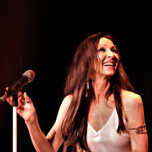 Lake Tahoe, July 5. Be there or be square.

https://bit.ly/ZepTahoe7-5

@crystalbayclub 
@annakristinavocals 
@hollywestmusic...