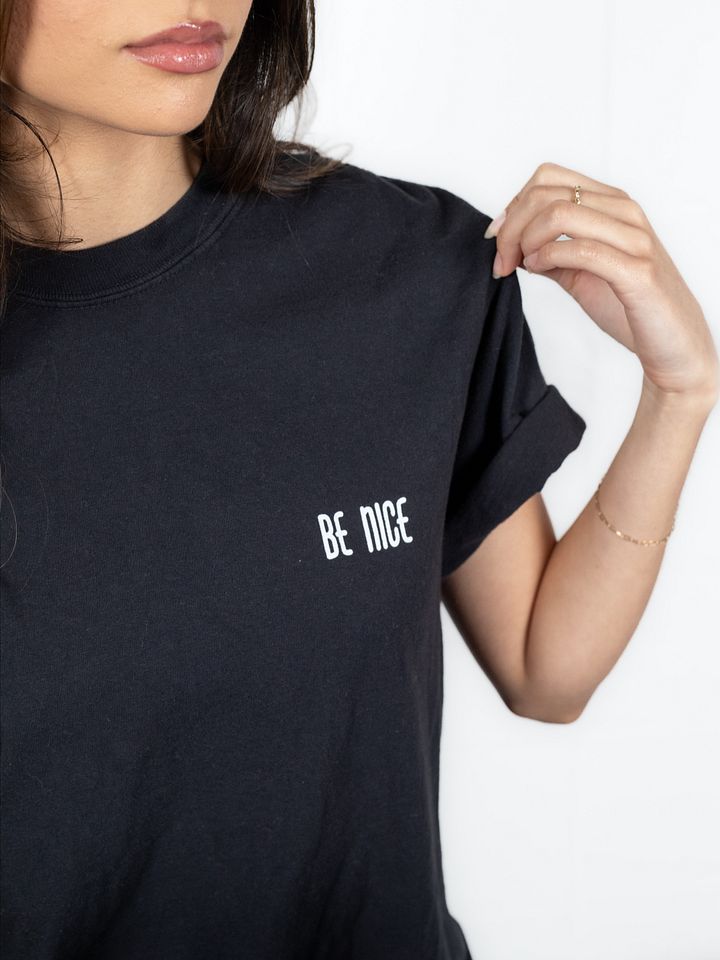 BE NICE Essentials Graphic Tee product image (2)