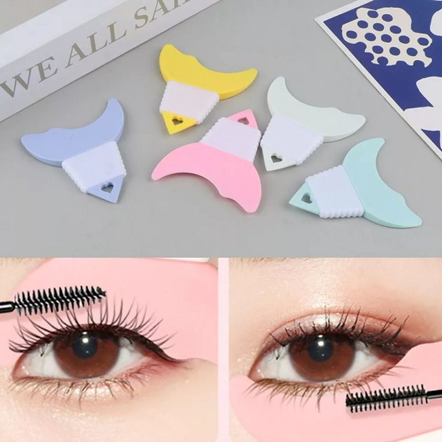 Eyeliner Template Eye Shadow Baffle Eyebrow Eye Makeup Tool Girl product image (1)