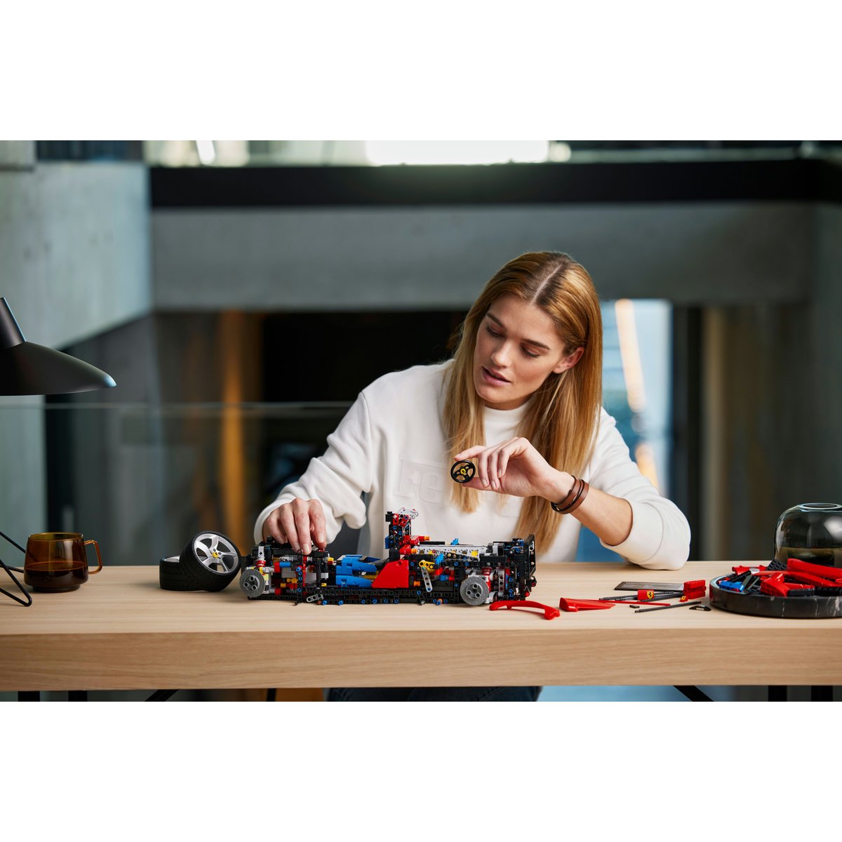 LEGO Ferrari Daytona SP3 product image (7)