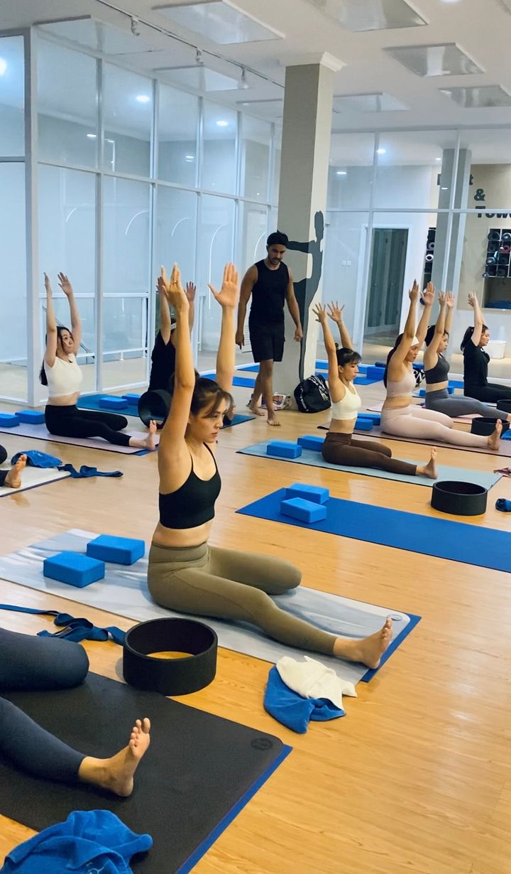 50-Min Power Yoga Challenge | Boost Your Energy & Endurance | Level ★★★| Full Body Flow | product image (1)