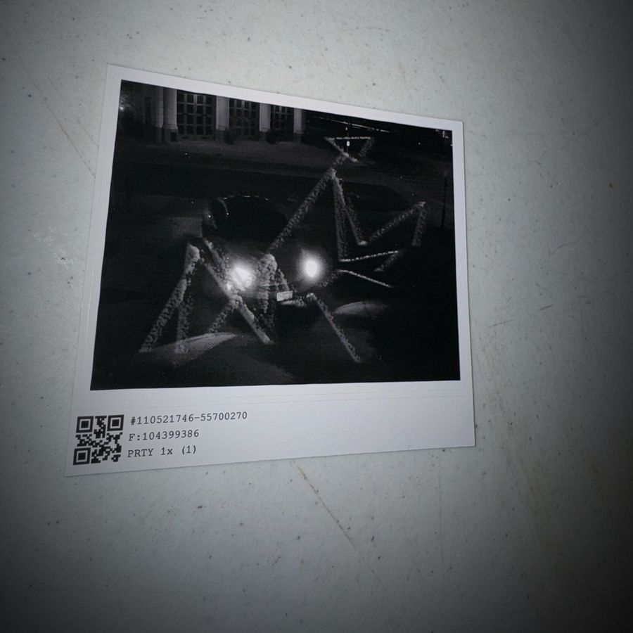 mantivs sighting [sticker] product image (2)