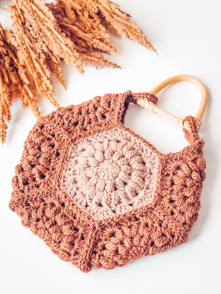 Easy Seven Hexagon Crochet Bag Pattern - Quick Project product image (1)