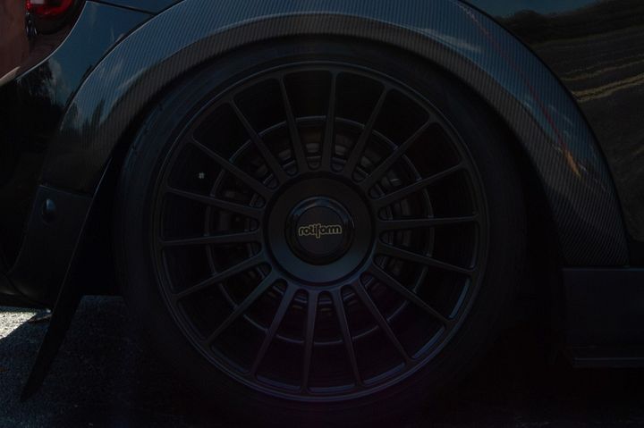 Rotiform Floating Center Caps product image (1)