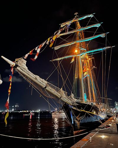 Aalborg Havnefront by night 😍#tallshipsraces #aalborgkulturby