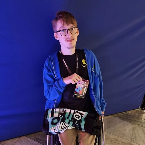 DREAMHACK DAY 1!

What a day it has been. 3rd Dreamhack for me. Still very surprised that I count as an exhibitor😅 I had my n...