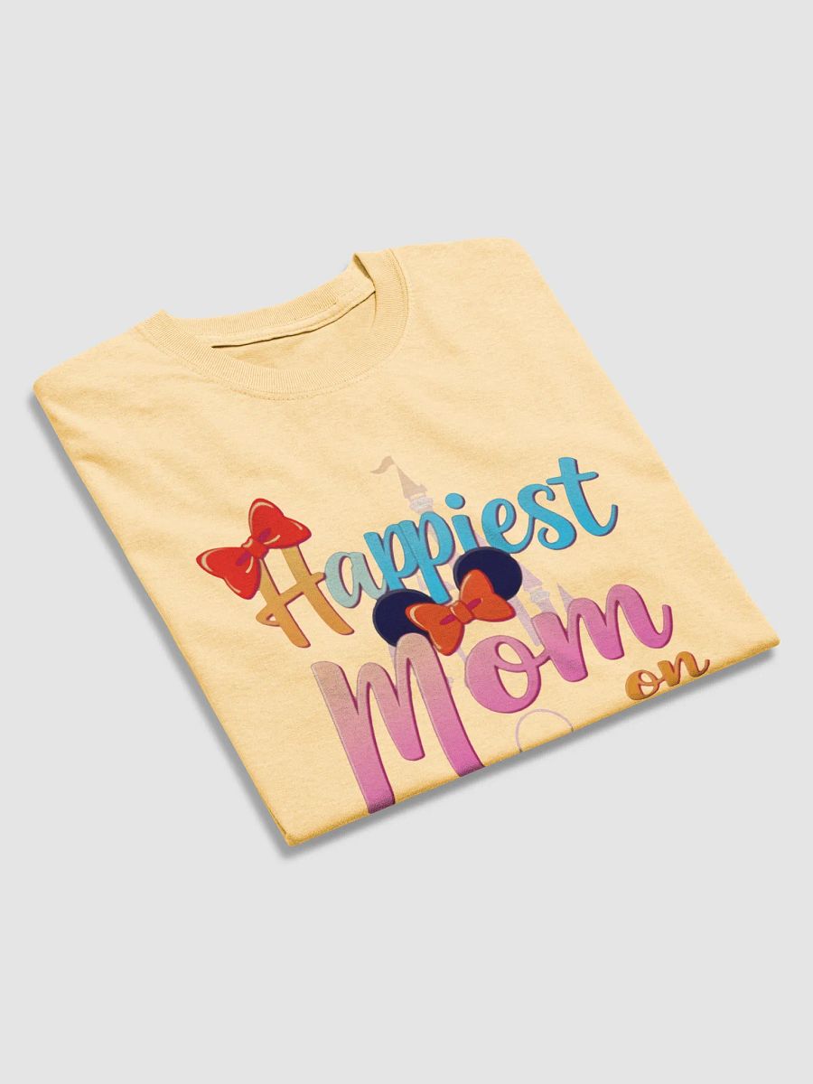 Happiest Mom on Earth T-Shirt product image (20)