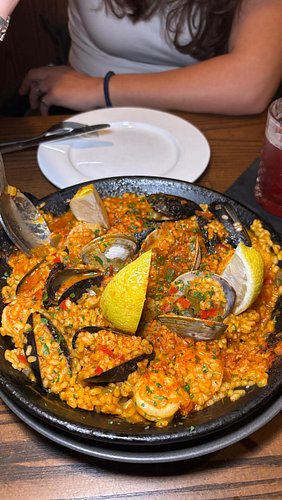 @tahpas529 in Melrose, MA is a fantastic Spanish restaurant serving up small bites, paella and delicious drinks. Just North o...