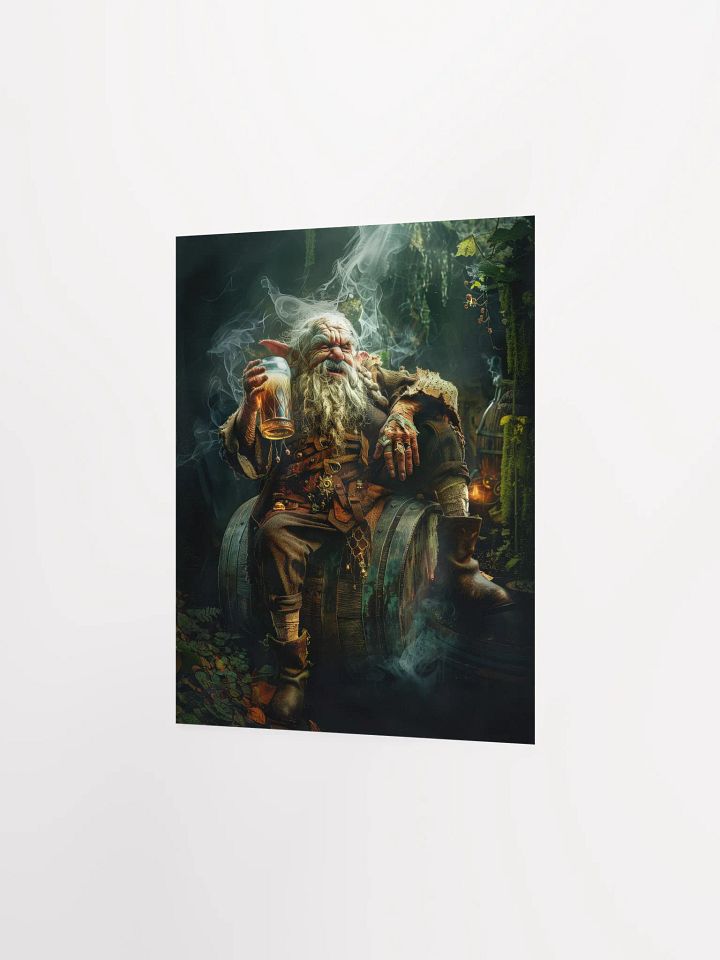 Elder elf drinking a beer - Poster product image (11)