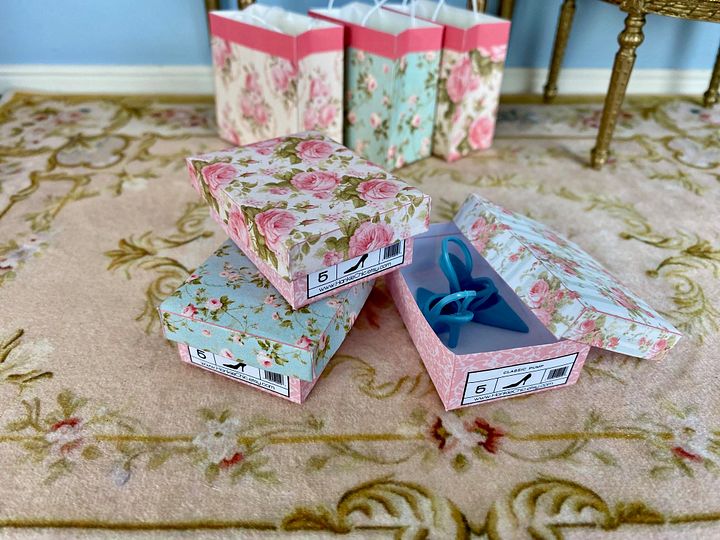 1:6 scale printable PDF shoeboxes for 12