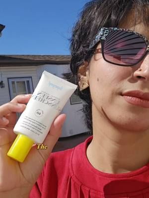 We are not shy this summer because we use  Mineral unseen sunscreen by supergoop  @Supergoop  @Skeepers 