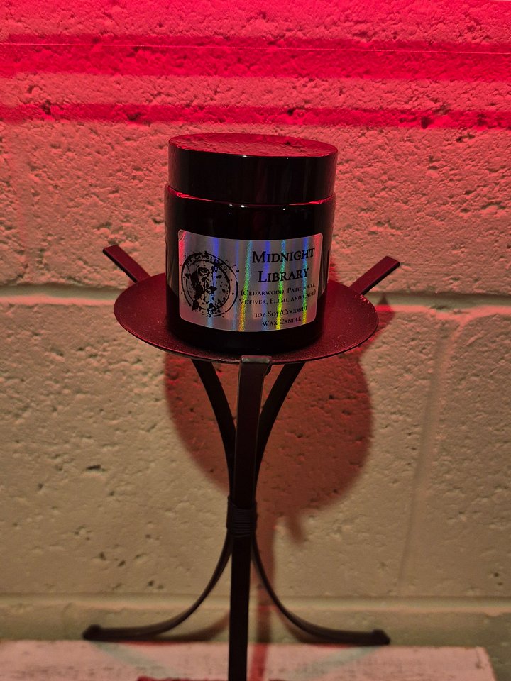 Midnight Library (Cedarwood, Patchouli, Vetiver, Elemi, and Cade) product image (1)