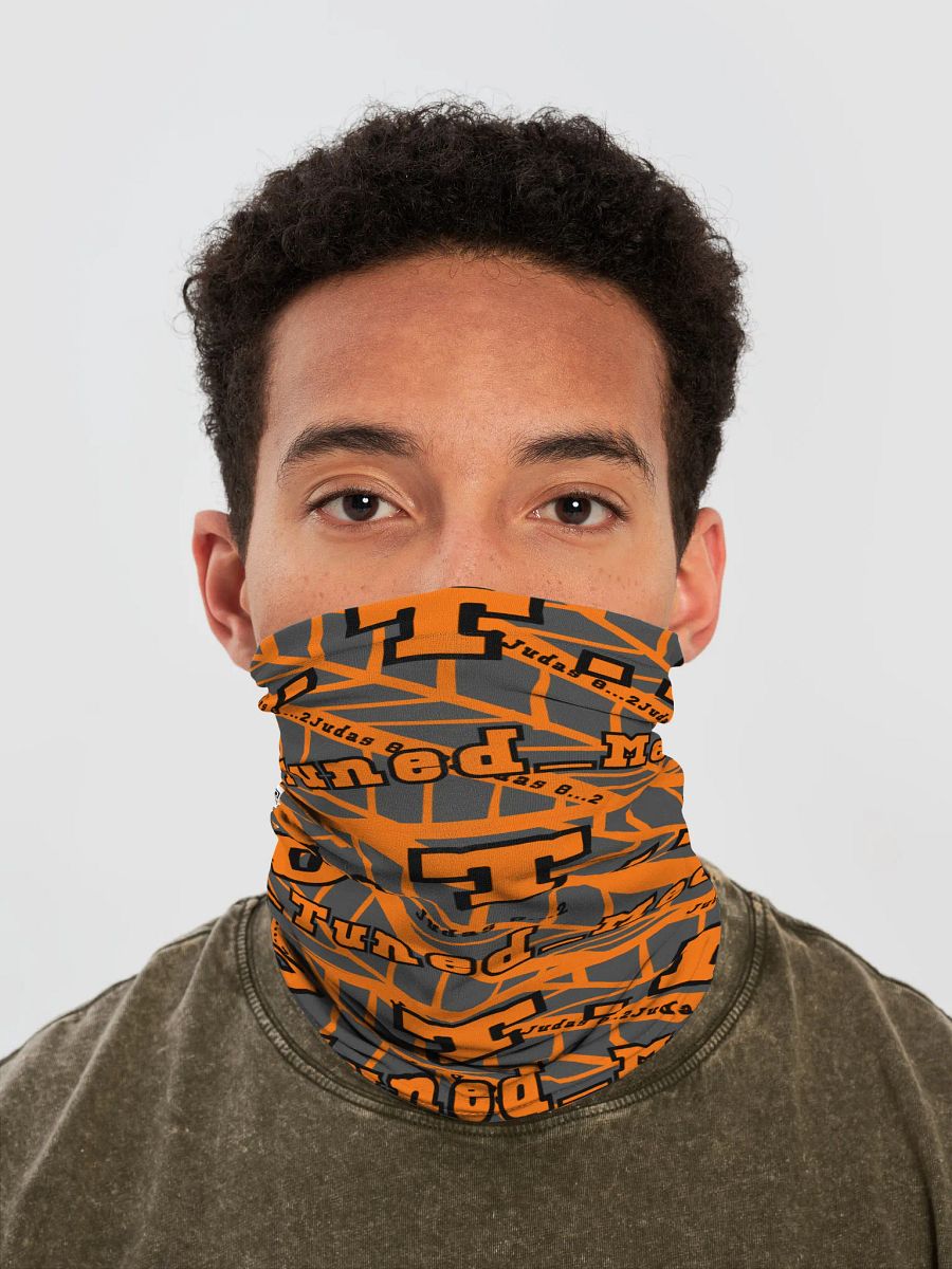 D-Tuned-Media Neck Gaiter product image (1)