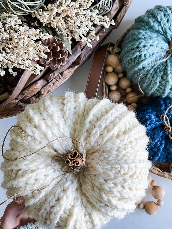 Rustic Farmhouse Pumpkins Crochet Pattern product image (2)
