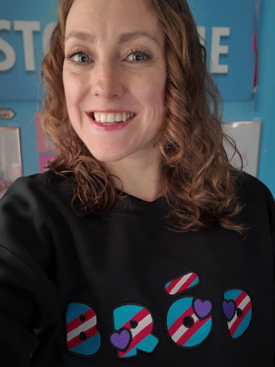 Bród Meaning Pride | Classic Crewneck in Irish / Gaeilge for Trans PRIDE 🏳️‍🌈🏳️‍⚧️ product image (4)