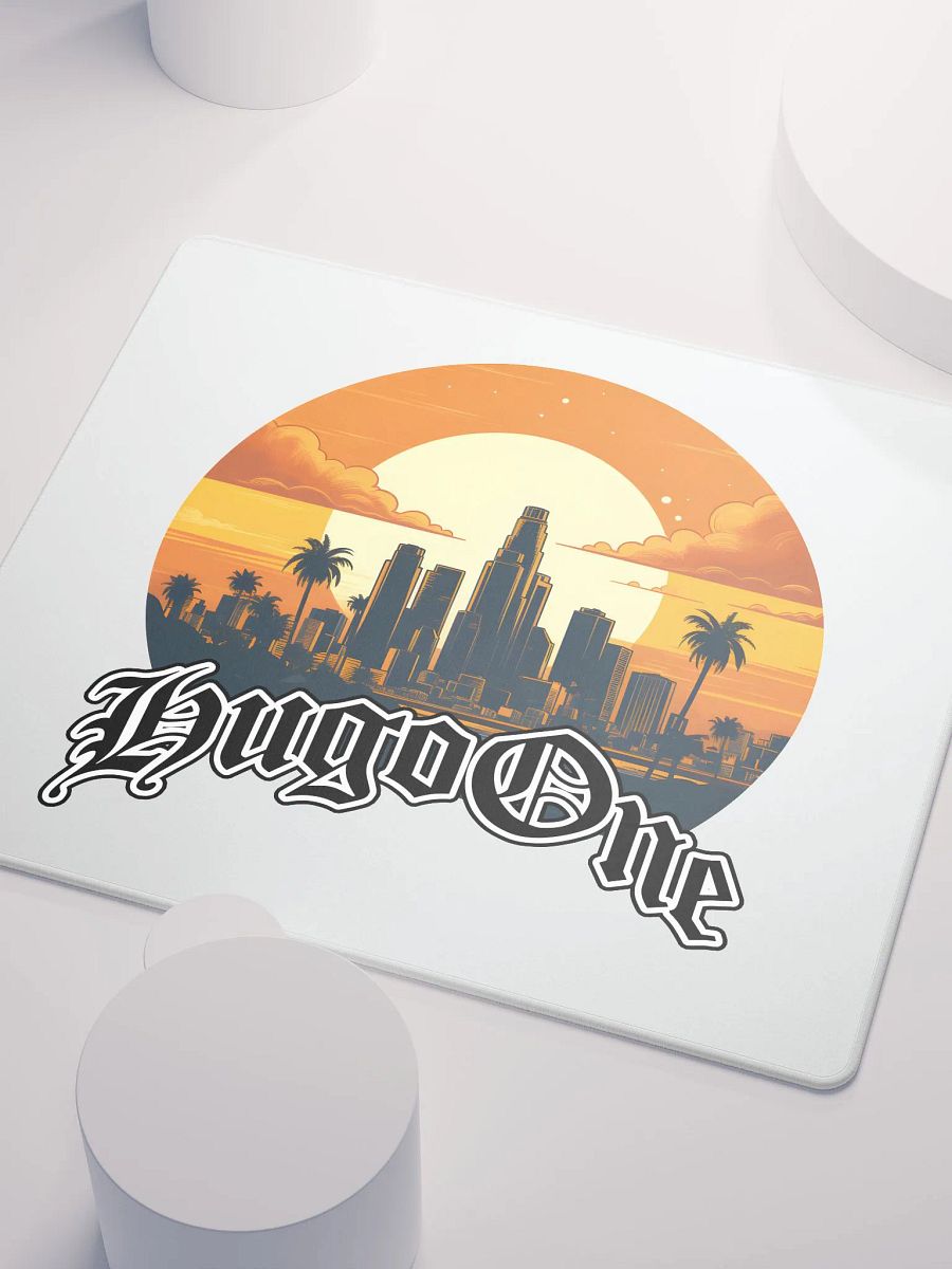 1990s LA Hugo One Mousepad product image (6)