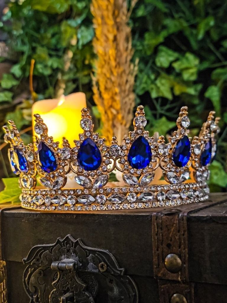 The Armored Kingdom Oceanic Sapphire Blue Queens Crown (Gold) product image (4)